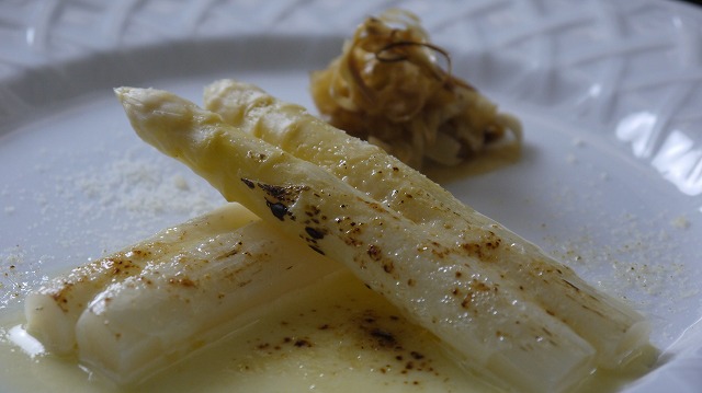 ホワイトアスパラガス(White Asparagus)